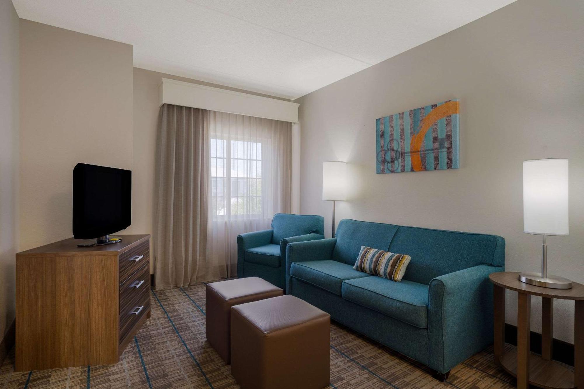 Mainstay Suites Wilmington - University Area Екстериор снимка